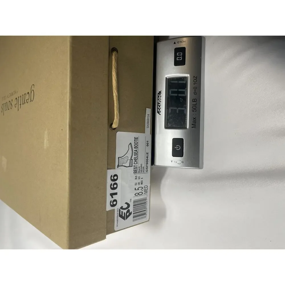 Gentle Souls Emmie Chelsea Boots Women's SZ 8.5 Black Leather Ankle Booties New - Picture 8 of 8